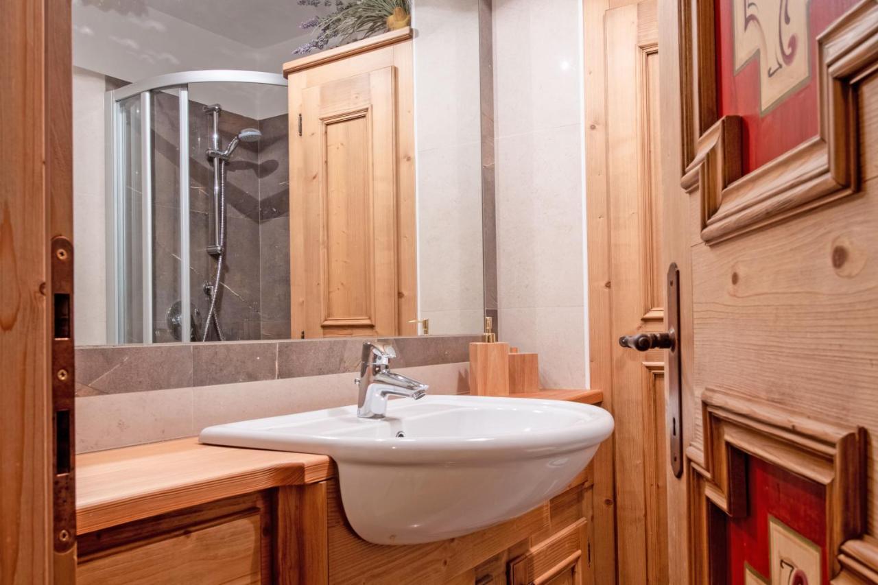 Apartment Center Madonna Di Campiglio Af Extérieur photo